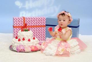 1才お誕生日 りおなちゃん①.JPG