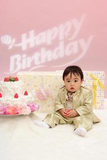 1才お誕生日　ゆうまくん1.JPG