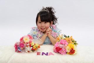 3才お誕生日　えなちゃん②.JPG