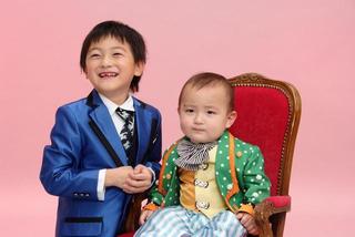 6才＆1才お誕生日 じんぺいくん はるやくん①.JPG